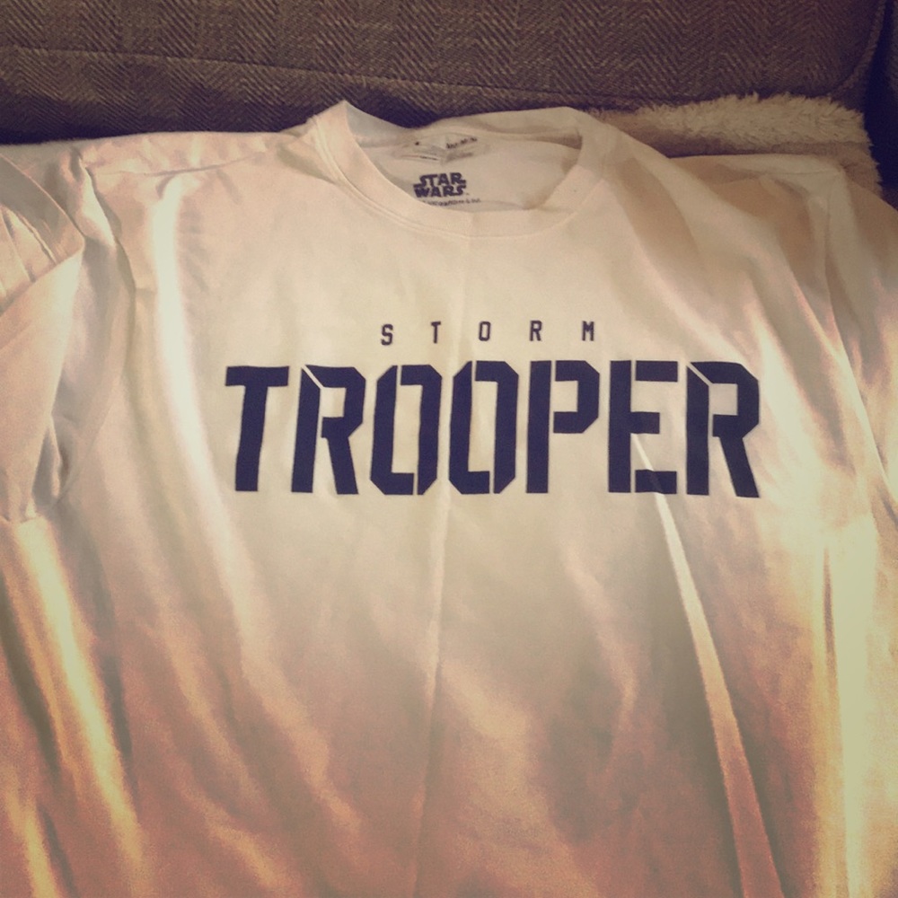 Athletic shirt